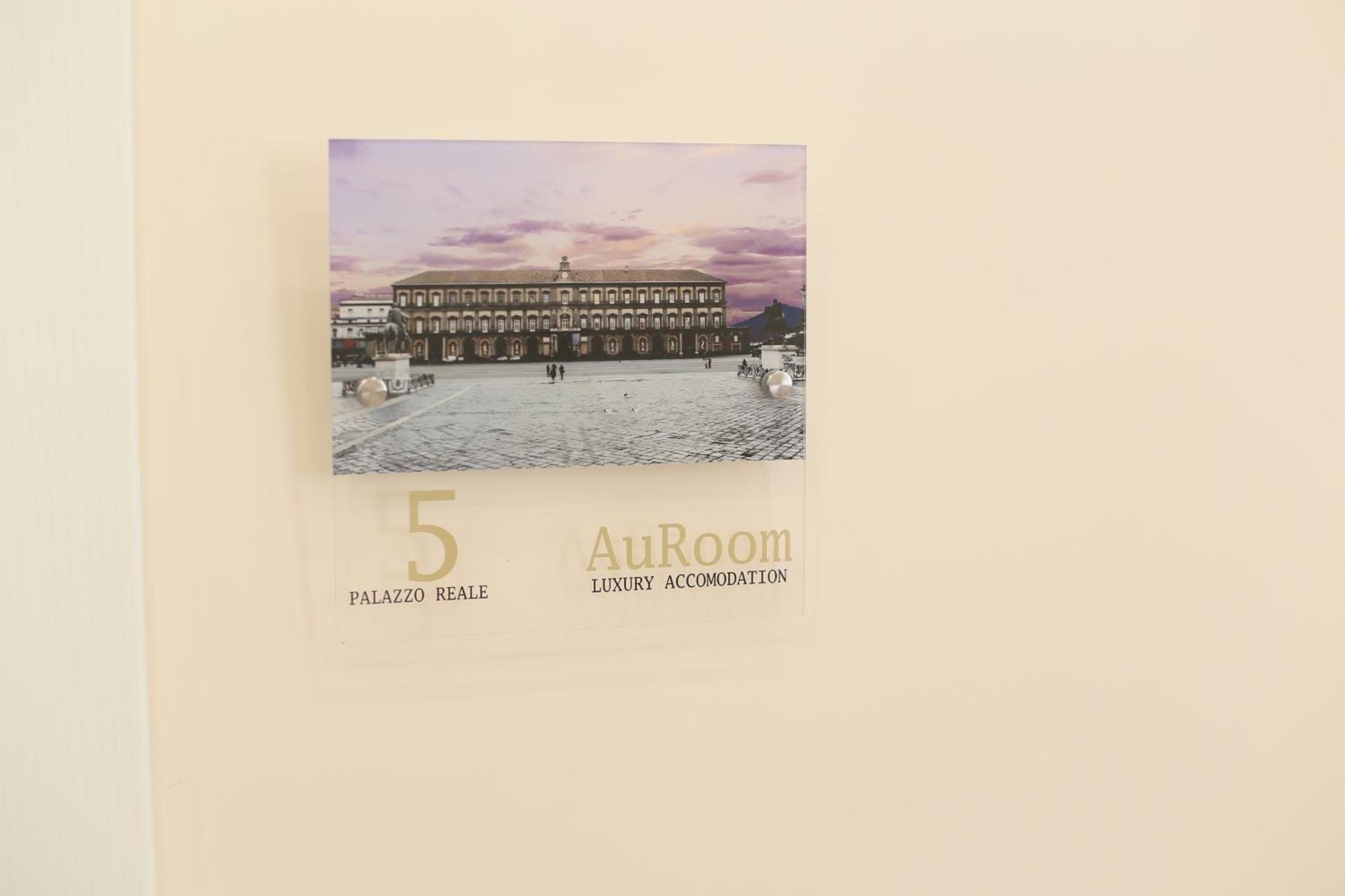 Auroom Neapol Exteriér fotografie
